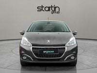 Used Peugeot 208 Signature Sky 81 HP (59 kW) 2018 Grey Hatchback