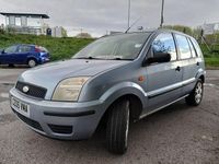 Used Ford Fusion 80 HP (58 kW) 2005 Blue Hatchback