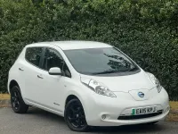 Used Nissan Leaf Acenta 80 kW (109 HP) 2015 White Hatchback