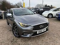 Used Infiniti Q30 122 HP (89 kW) 2017 Grey Hatchback