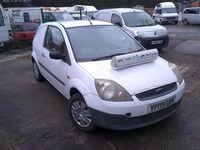 Used Ford Fiesta 70 HP (51 kW) 2009 White Van