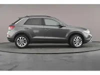 Usado VW T-Roc Match 150 HP (110 kW) 2025 Cinzento SUV