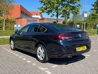 Used Vauxhall Insignia SRi 2017 Blue Hatchback