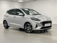 Käytetty Hyundai i10 Premium 2020 Hopea Viistoperä