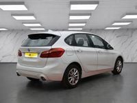 Begagnad BMW 220 Advantage 192 HK (141 kW) 2018 Vit Minibuss
