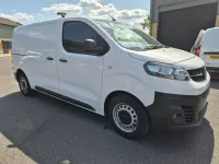 Used Vauxhall Vivaro Edition 100 HP (73 kW) 2019 White MPV