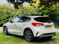 Used Ford Focus Active X 120 HP (88 kW) 2019 White Hatchback