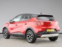 Used Renault Captur Evolution 143 HP (105 kW) 2023 Red/black SUV