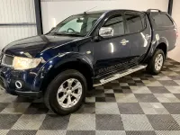Second-hand Mitsubishi L200 176 CP (129 kW) 2011 Albastru Pickup