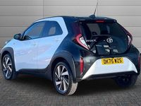 Used Toyota Aygo X 72 HP (52 kW) 2025 Pure white with black SUV