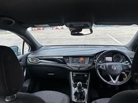 Used Vauxhall Astra SRi 150 HP (110 kW) 2017 Hatchback