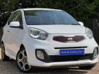 Used Kia Picanto 85 HP (62 kW) 2013 White Hatchback