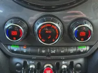Używany Mini Cooper D 150 KM (110 kW) 2017 Czarny Hatchback
