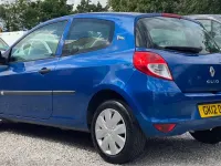 Used Renault Clio 73 HP (53 kW) 2012 Blue Hatchback