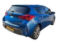 Used Toyota Auris Hybrid 136 HP (100 kW) 2013 Blue Hatchback