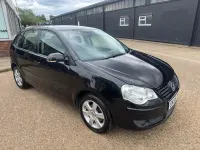 Begagnad VW Polo Match 70 HK (51 kW) 2009 Svart Halvkombi