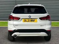 Usado BMW X1 Comfort Edition 140 CV (102 kW) 2021 Blanco SUV