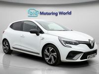 Used Renault Clio V RS Line 90 HP (66 kW) 2023 White Hatchback