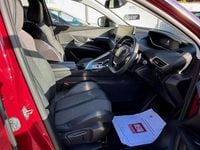 Used Peugeot 3008 Allure Premium 130 HP (95 kW) 2021 Red SUV