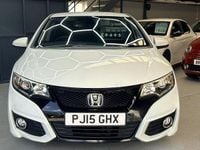 Used Honda Civic SE Plus 100 HP (73 kW) 2015 White Hatchback