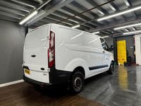 Used Ford Transit Custom 98 HP (72 kW) 2014 White Van