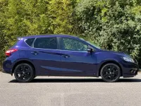 Used Nissan Pulsar N-Connecta 115 HP (84 kW) 2018 Blue Hatchback