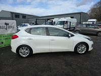 Używany Kia Ceed 136 KM (100 kW) 2017 Biały Hatchback