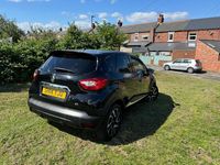 Used Renault Captur Dynamique 90 HP (66 kW) 2014 Black SUV