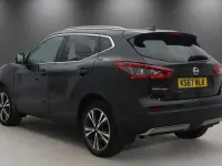 Used Nissan Qashqai N-Connecta 115 HP (84 kW) 2017 Black SUV