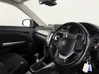 Used Suzuki Vitara SZ-T 129 HP (94 kW) 2022 White SUV
