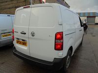 Used Vauxhall Vivaro 120 HP (88 kW) 2024 White MPV