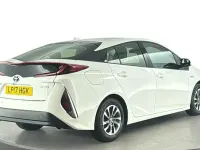 Usado Toyota Prius 122 HP (89 kW) 2019 Citadino