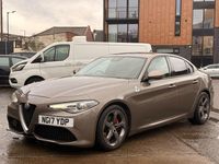 Used Alfa Romeo Giulia Edizione Speciale 180 HP (132 kW) 2017 Beige Sedan