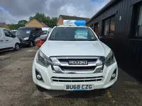 Used Isuzu D-Max 164 HP (120 kW) 2018 White Pickup