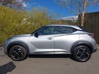 Usado Nissan Juke N-Connecta 114 HP (83 kW) 2022 Prateado SUV