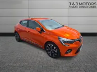 Used Renault Clio Version S 90 HP (66 kW) 2021 Orange Hatchback