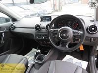 Usado Audi A1 Sport 116 HP (85 kW) 2018 Preto Citadino