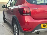 Used Dacia Sandero Lauréate 90 HP (66 kW) 2017 Red Hatchback