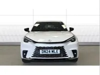 Used Lexus LBX 136 HP (100 kW) 2024 White SUV