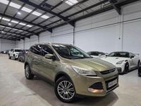 Begagnad Ford Kuga Titanium 150 HK (110 kW) 2014 Grön SUV