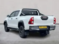 Used Toyota HiLux 204 HP (150 kW) 2025 White Pickup