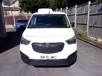 Gebraucht Vauxhall Combo 100 PS (73 kW) 2021 Weiß Van / Kleinbus