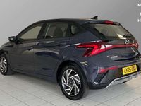 Used Hyundai i20 Advanced 100 HP (73 kW) 2025 Grey Hatchback