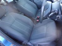 Used Ford Fiesta Zetec 70 HP (51 kW) 2009 Blue Hatchback