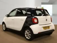 Used Smart ForFour Passion 90 HP (66 kW) 2018 Black Hatchback