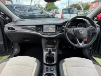 Gebraucht Vauxhall Astra Elite 150 PS (110 kW) 2017 Grau Kleinwagen
