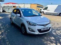 Used Hyundai i20 Active 2012 White Hatchback