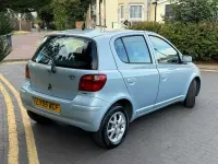 Used Toyota Yaris 2005 Blue Hatchback