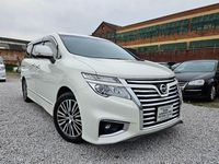 Used Nissan Elgrand 2016 White MPV