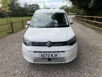 Begagnad VW Caddy S 112 HK (82 kW) 2022 Vit Minibuss